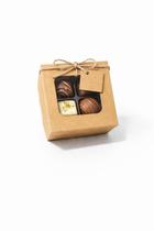 Caixa De Doce Brigadeiro Com Visor 8x8x4 Kraft 60 Unidades Caixa De Doce Brigadeiro Com Visor 8x8x4 Kraft 60 Unidades
