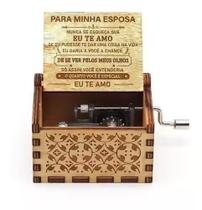 Caixa de música com manivela de madeira gravada em português Caixa de música com manivela de madeira gravada em português