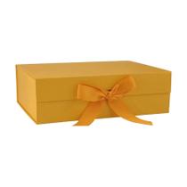 Caixa de Papel Rígido Retangular Dourado com Imã e Fita - 1 unidade - Rizzo Caixa de Papel Rígido Retangular Dourado com Imã e Fita - 1 unidade - Rizzo