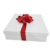 Caixa de Presente 25x25x10 Cartonada Branca Laço Vermelho - Craftimbui