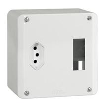 Caixa de proteção com tomada 20a mec tronic