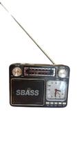 Caixa de som bluetooth AM-FM retrô com relógio lanterna e antena SBASS Caixa de som bluetooth AM-FM retrô com relógio lanterna e antena SBASS