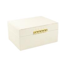 Caixa Decorativa em MDF Com Revestimento Off White em Pu e Metal Dourado 20x26x12,5cm Caixa Decorativa em MDF Com Revestimento Off White em Pu e Metal Dourado 20x26x12,5cm
