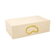 Caixa Decorativa em MDF e Pu Bege Com Detalhe Dourado 18x31x19,5cm Caixa Decorativa em MDF e Pu Bege Com Detalhe Dourado 18x31x19,5cm