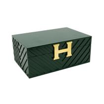 Caixa Decorativa Menor Madeira Verde Escuro Letra H Dourado Caixa Decorativa Menor Madeira Verde Escuro Letra H Dourado
