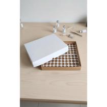 Caixa Doces 35x35x5cm c/ Berço P/ 100 Unidades Branco
