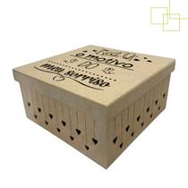 Caixa Em Mdf Chuva De Corações Presente Surpresa Namorados 20x20x8 Você é o Motivo do Meu Sorriso - Expresso da Madeira