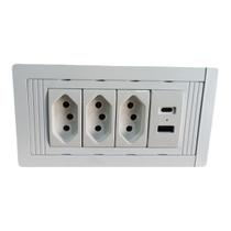 Caixa Embutir Escritorio 3 Tomadas 1 USB 1 USB-C