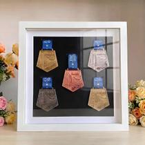 Caixa Expositora para Medalhas WANLIAN 33x33cm Branca com 5 Compartimentos