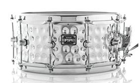 Caixa FSA Drums Diamond Hammered Steel 14x6 em Steel Shell Martelado Aros Curved Fat Hoop