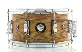 Caixa Nagano Stage Series Clever Modern Wood MWD 13x7 com 8 afinações e 4 respiros de ar