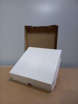 caixa salgado/doce 20x20x5 CM BRANCA FARDO C/ 50 UNIDADE