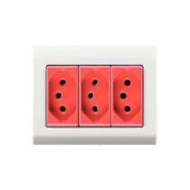 Caixa Sob. 3 Tomadas 2p+T 20a vermelha LizFlex Tramontina Caixa Sob. 3 Tomadas 2p+T 20a vermelha LizFlex Tramontina