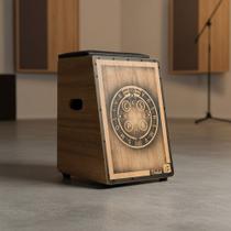 Cajon Acústico Iniciante Mb Com Pele Natural Mdf Cajon Acústico Iniciante Mb Com Pele Natural Mdf