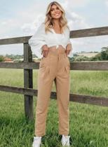 Calça alfaiataria risca de giz