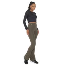 Calça Amei Sport Flare Com Bolso Interno - Verde Calça Amei Sport Flare Com Bolso Interno - Verde