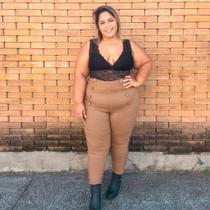 Calça Bengaline Cintura Alta Plus Size Calça Bengaline Cintura Alta Plus Size