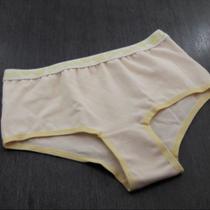 Calça Bolero em Algodão Tecido Leve e Macio