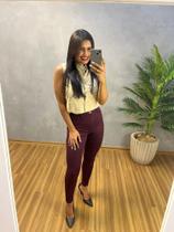 Calça bordo