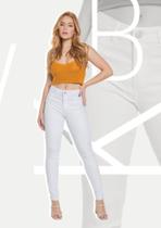 Calça Branca Feminina em Sarja Básica Casual - Bivik Jeans