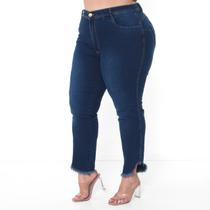 Calça Capri Plus Size Feminina Jeans Escuro Cintura alta Taiga Jeans com Lycra Barra desfiada lançamento Calça Capri Plus Size Feminina Jeans Escuro Cintura alta Taiga Jeans com Lycra Barra desfiada lançamento