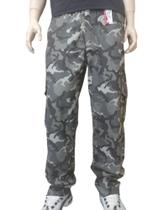 Calça cargo camuflada