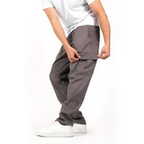 Calça Cargo de Sarja Com Bolsos Larterais Larga Skatista Calça Cargo de Sarja Com Bolsos Larterais Larga Skatista