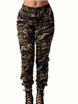 Calça Cargo Feminina Camuflada - Bolsos com Aba - Perna Reta - Primavera/Verão Calça Cargo Feminina Camuflada - Bolsos com Aba - Perna Reta - Primavera/Verão