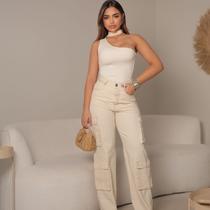 Calça Cargo Jeans Feminina Off White Bolsos Fole Estilo Casual Moderno