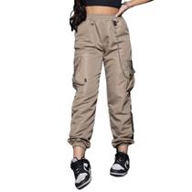 Calça Cargo Jogger C/Corrente e Bolsos Laterais Streetstyle