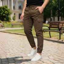 Calca Cargo Masculina Calça Jogger Masculino Streetwear Urbano Com Bolso Na Lateral Cargo com Punho Calca Cargo Masculina Calça Jogger Masculino Streetwear Urbano Com Bolso Na Lateral Cargo com Punho