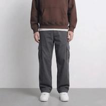 Calça Cargo Masculina Sarja Larga Streetwear Militar Tatico com Bolsos Laterais