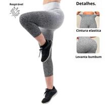 Calça Corsário Capri Degradê Feminina Wolfox Cós Alto Cintura Alta Tecido Poliamida Estampado Calça Corsário Capri Degradê Feminina Wolfox Cós Alto Cintura Alta Tecido Poliamida Estampado