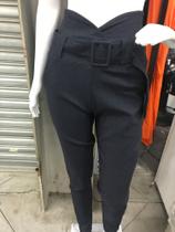 Calça de cintura alta