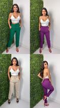 Calça feminina adulta no tecido linho. Tamanho M