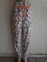 Calça feminina de viscose estampada - Tamanho 42