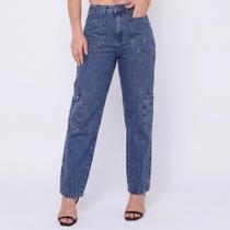 Calça Feminina Jeans Mom Com Bolso Cargo Cintura Alta Calça Feminina Jeans Mom Com Bolso Cargo Cintura Alta