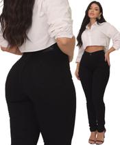 Calça Feminina Linha Premium Slim Hot Pants Preto Intenso Anti Desbotamento Calça Feminina Linha Premium Slim Hot Pants Preto Intenso Anti Desbotamento