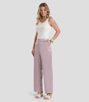 Calça Feminina Pantalona em Tecido Plano Dianna Cinza Calça Feminina Pantalona em Tecido Plano Dianna Cinza