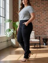 Calça Feminina Plus Size Cintura Alta Malha Crepe Com Bastante Elasticidade
