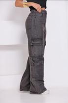 calça feminina wide leg cargo jeans azul a 4 bolsos na perna