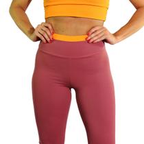 Calça fitness academia rose com detalhes laranja