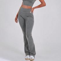 Calça Flare Bailarina Peluciada Cintura Alta Forrada Flanelada Grossa Boca de Sino Suplex