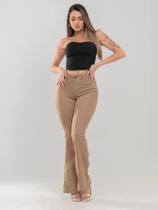 Calça Flare Feminina jeans nas cores bege/caqui super confortável , que se ajusta no corpo