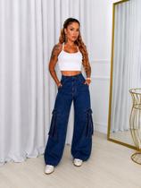 Calça jeans cargo Wid leg feminina boca d sino flare bolso Sal e Pimenta Calça jeans cargo Wid leg feminina boca d sino flare bolso Sal e Pimenta