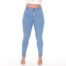 Calça jeans clara na moda tradicional classica denin white