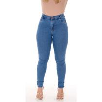 Calça jeans classica denin white moda tradicional com estilo blogueira Calça jeans classica denin white moda tradicional com estilo blogueira