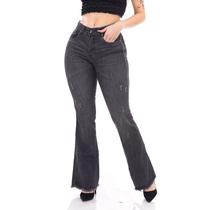Calça jeans Feminina Boot cut Flare Básica Lavagem Oversize Calça jeans Feminina Boot cut Flare Básica Lavagem Oversize