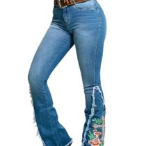 Calça Jeans Feminina Bordada e com Brilhos Bill Way 727 Calça Jeans Feminina Bordada e com Brilhos Bill Way 727
