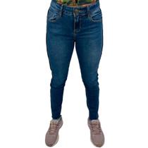 Calça Jeans Feminina Cintura Média Básica Skinny Com Lycra